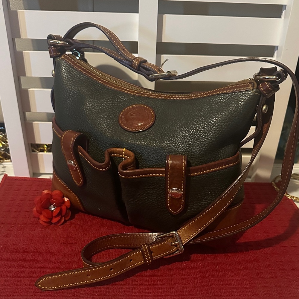 Elegant Brown and Tan Leather Shoulder Bag